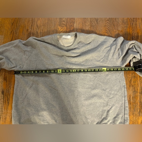 DeJaVu Oversided Sweatshirt - Picture 5 of 7